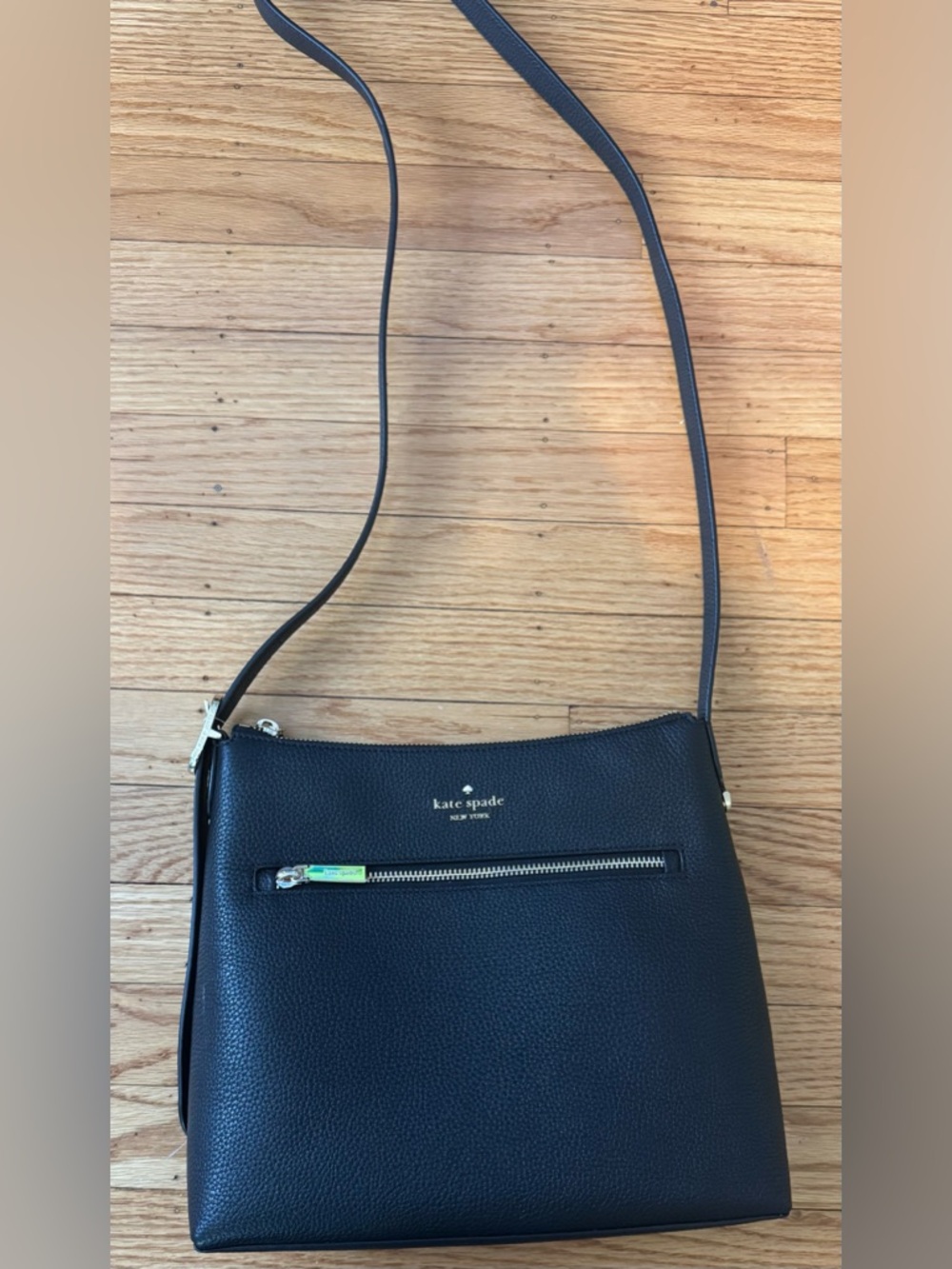 NWT Kate Spade Black Pebbled Leather Crossbody Swingpack Bag